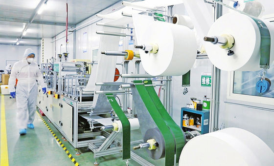 Maschera di protezione non tessuta automatica che fa macchina per la maschera di protezione antivirale riutilizzabile fornitore